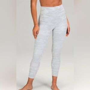 Lululemon Wunder Under High-Rise Tight 25" *Luxtreme, size 6